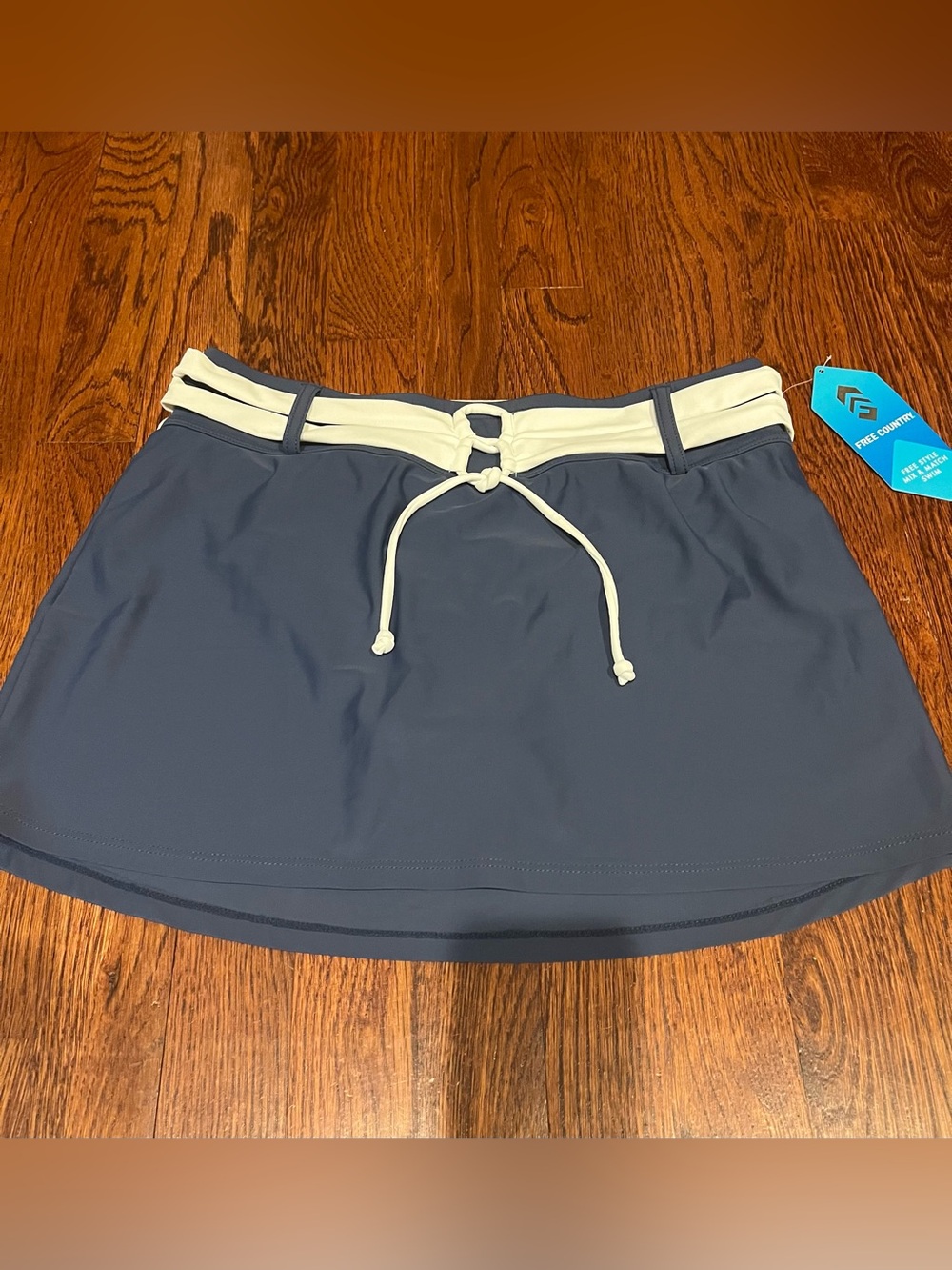 NWT Slate Gray Women's swim Skirt/Skort with White trim (not yellow).